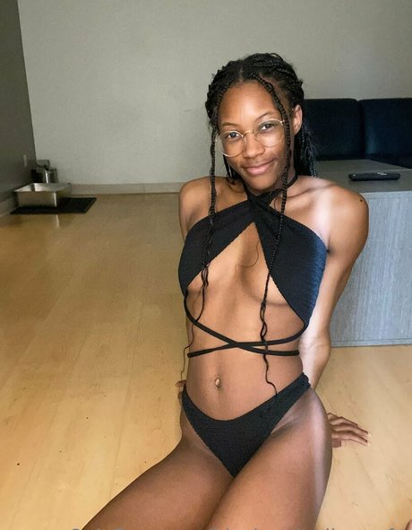 blackandyellownsfw xxx pornographische bild