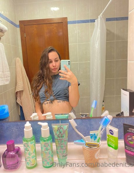 babedenitsa hübsche perfekte foto