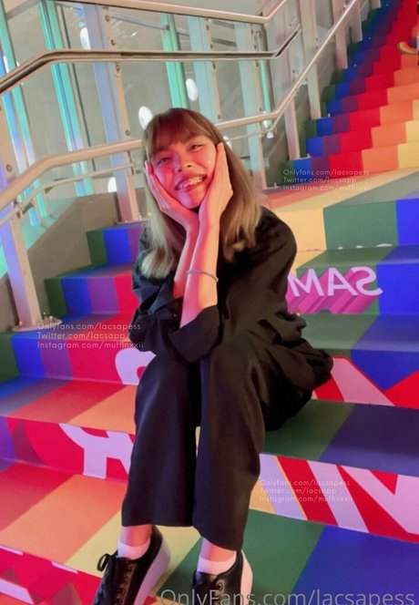 lacsapess hübsche nackten foto