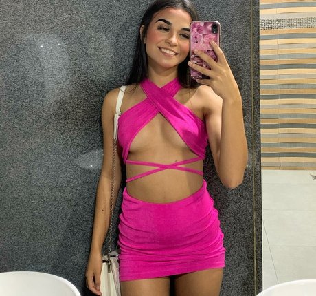 Emily Silva top freie foto