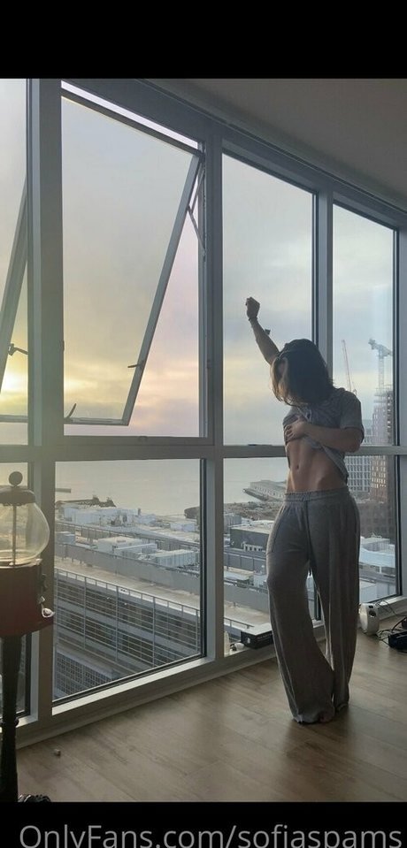 Sofia Porzio nackt schöne foto