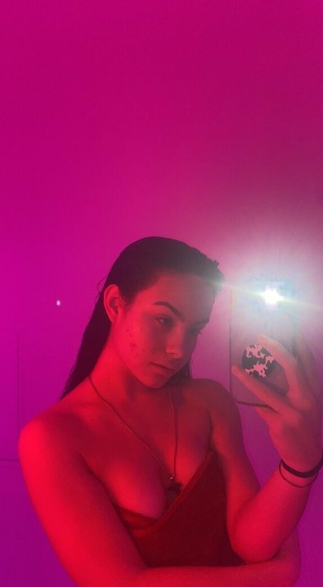 Sofia Porzio schauspielerin heiße foto