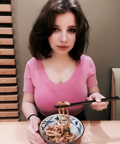 Anastasia Kot model kunst bilder