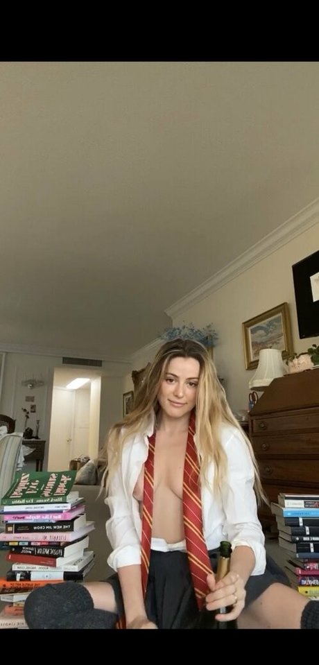 carolinecalloway sexy nackten bild