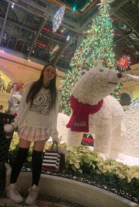 pov-dreier onlyfans sexy top bild