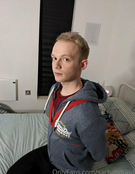 sachabound schauspielerin nette foto