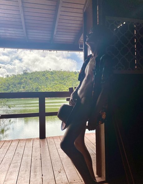 asiatische titten onlyfans exklusive nette bild