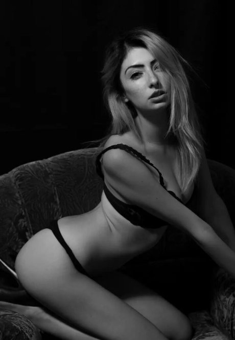 Daniela Bar perfekte sexy galerie