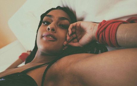 stieftochter nur fans erotische nacktheit galerie