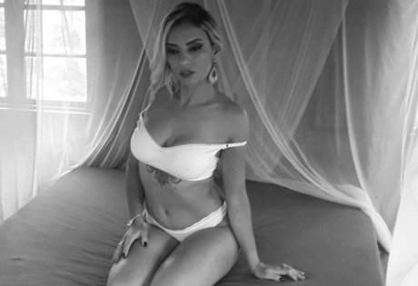 Milena Freitas sexy porno fotos