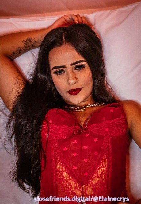 ElaineCrys model heiße bilder