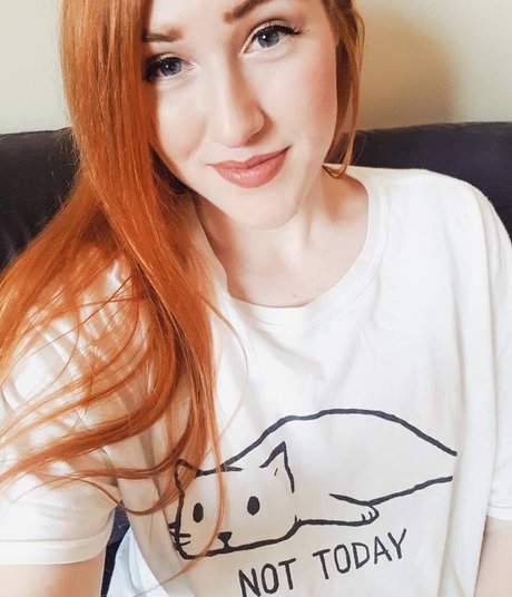 Julia Nilon schauspielerin kunst archiv