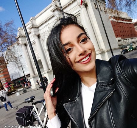 nackt duschen onlyfans freie beste fotos