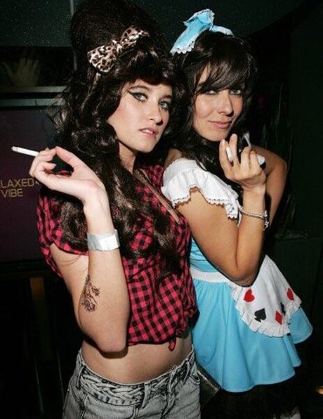 Charley Webb Profilbild