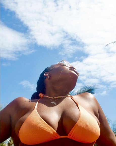 Zee Ngema nackte pornostar archiv