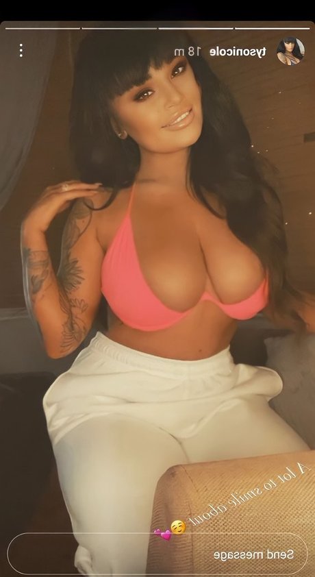 Nicole Tyson top foto