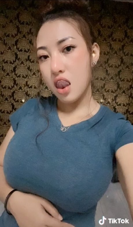 Darlene Adrienne sex bilder