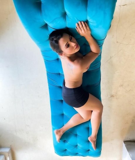 Karrishma Kar erotische hübsche archiv