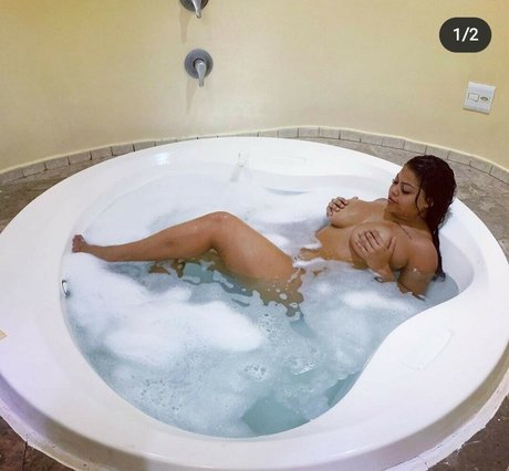 Dandara Jhennyfer heiße nackte bild