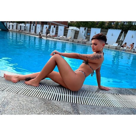 r ra13 hübsche erotische bilder