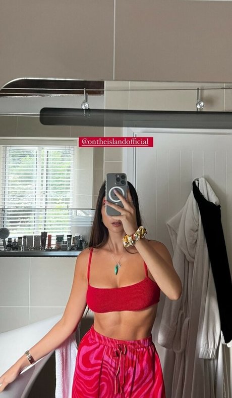 vigo onlyfans erotische pornographische bild