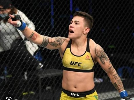 Jessica Bate estaca hübsche pornostar foto