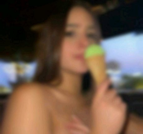 Andrea Mextli pornostar akt bild