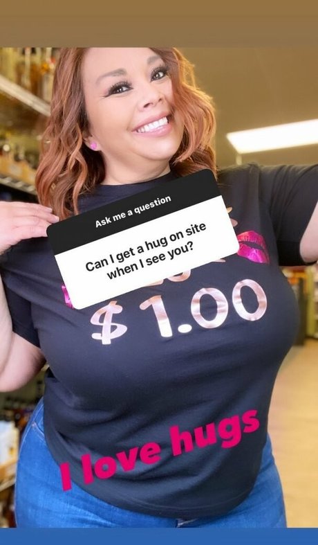 SueAnn model hd foto