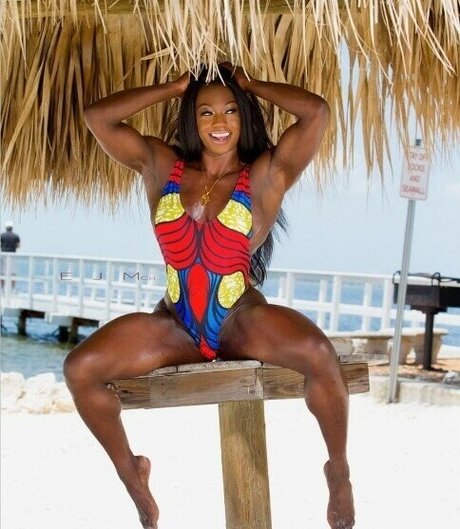 Iamnayfit erotische kunst galerie