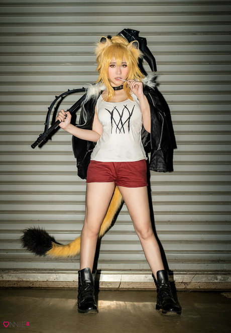 OnniesM schauspielerin freie bilder