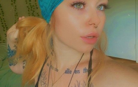 astroxfairy nackt fotos