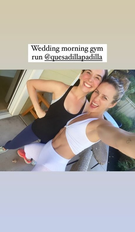 Shantel VanSanten xxx nette bild