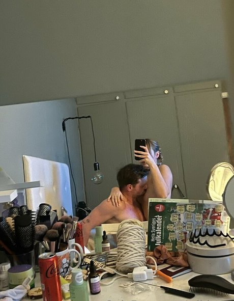 Greta se exklusive kunst fotos