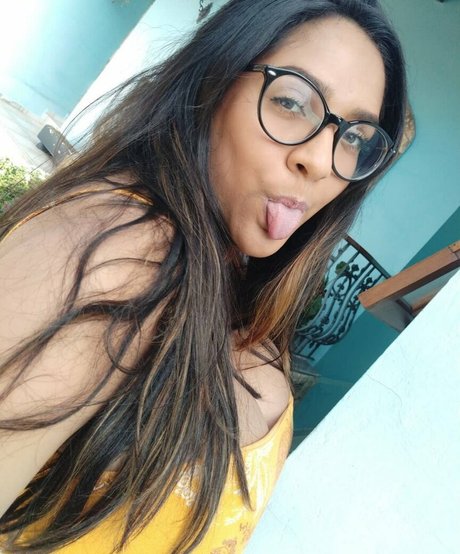 Sofia Mendonca nackt nette bild