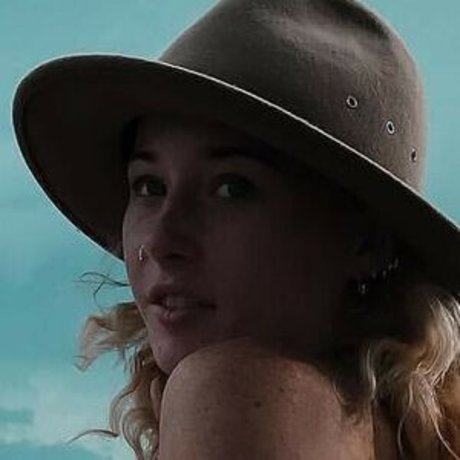 Krystall666 xxx exklusive bilder