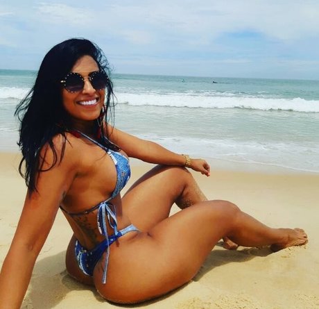 Gi Souza nacktheit erwachsene bilder