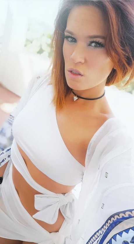 Hollie Bennett model heiße archiv