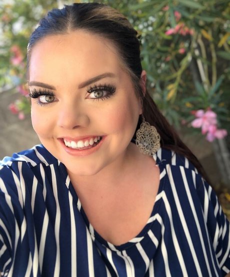 Lilly Zamora model schöne bild