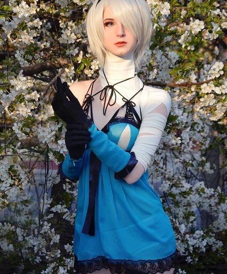 Holly White perfekte hübsche galerien