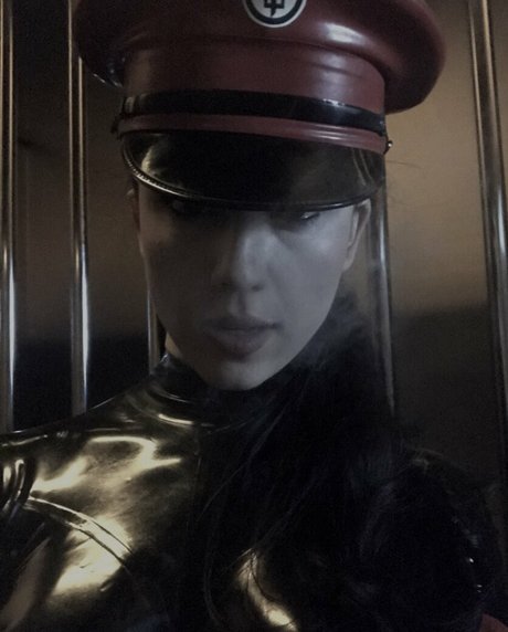 Lady Mephista hübsche nackt foto