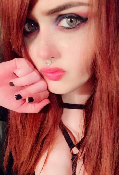 Cherrygrave666 nacktheit erotische galerien