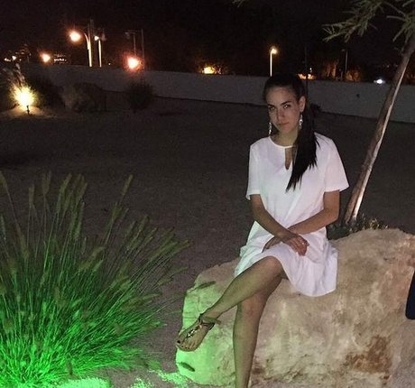 Sara Avni pornostar bild