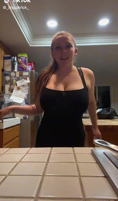 Lily Patrick exklusive bilder