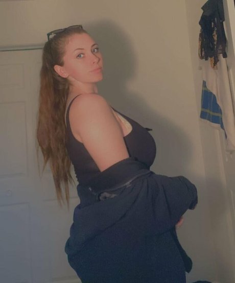 Lily Patrick erwachsene schöne bilder