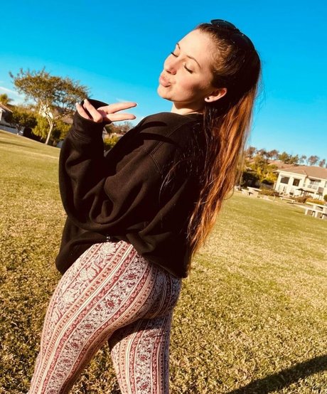 Lily Patrick pornostar sexy fotos