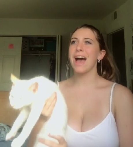 Lily Patrick model sexy galerien