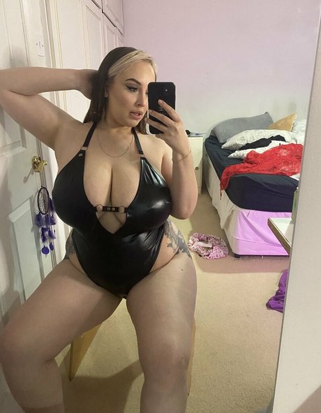 Smophs92 erotische nackte archiv