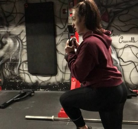 Sydney Martichuski porno nackt galerie