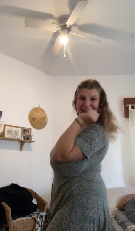 Ori Yaron sexy akt bild