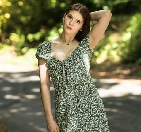 anoukjhn heiße erotische foto